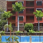 Spacious With Large Private Garden In Mar Palm-mar