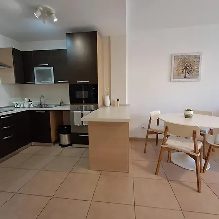 Apartamento Spacious With Large Private Garden In Mar Palm-mar